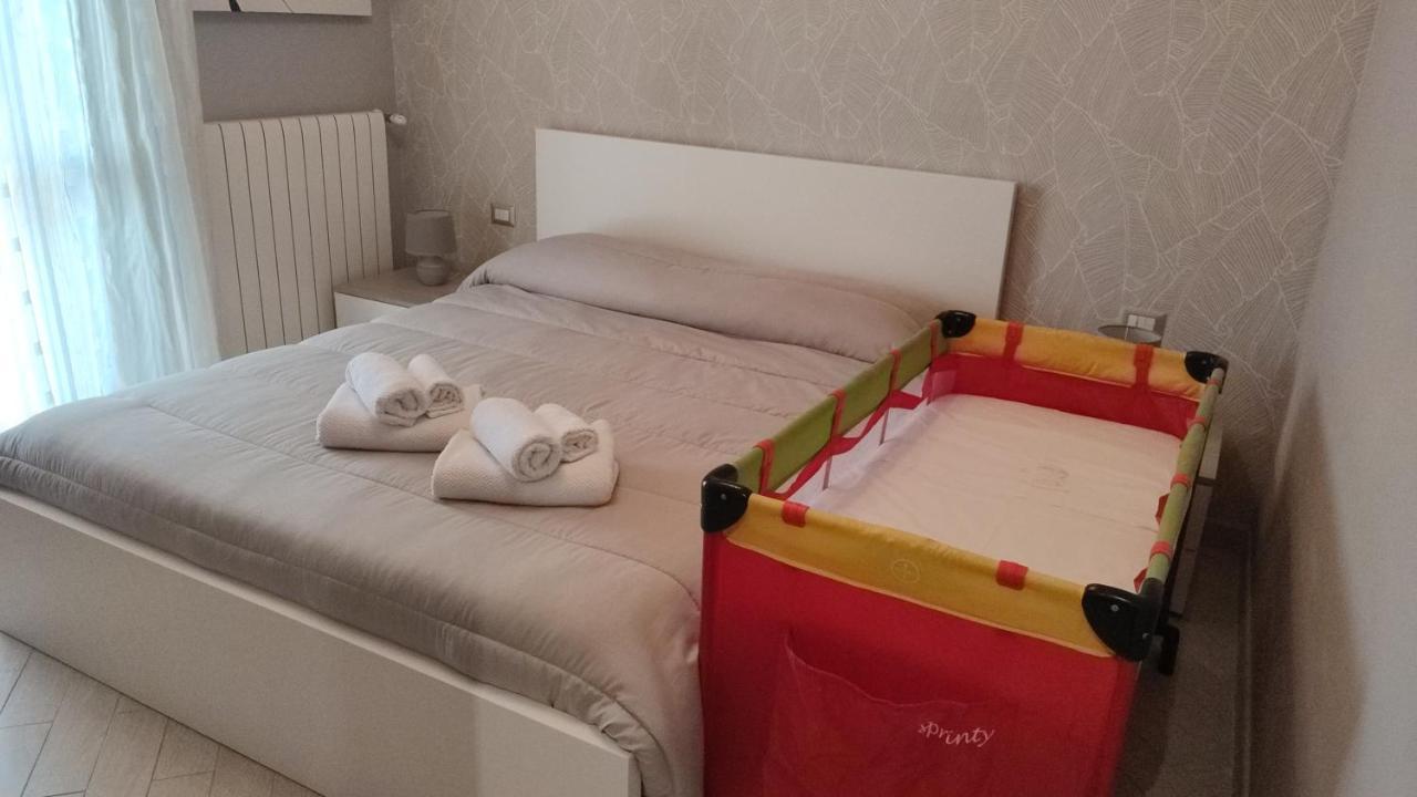 Appartement Casa Twins à Bari Extérieur photo